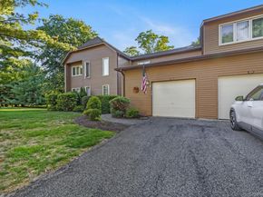 172 Ridgeview Lane, Yorktown Heights NY 10598