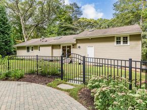 31 Mill Dam Road, Smithtown NY 11787