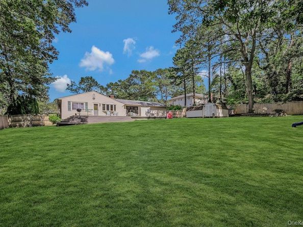 61 Seward Drive, Dix Hills NY 11746