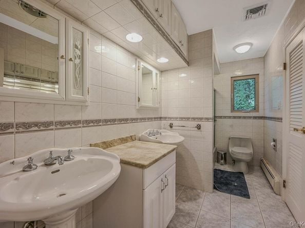 61 Seward Drive, Dix Hills NY 11746
