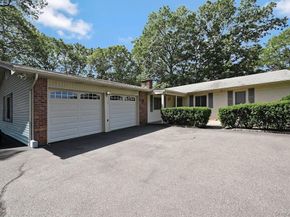 61 Seward Drive, Dix Hills NY 11746
