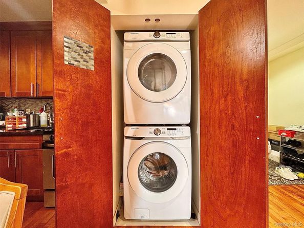 37-10 149th Place 3A, Flushing NY 11354