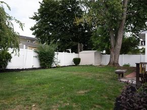 362 Violet Street, Massapequa Park NY 11762