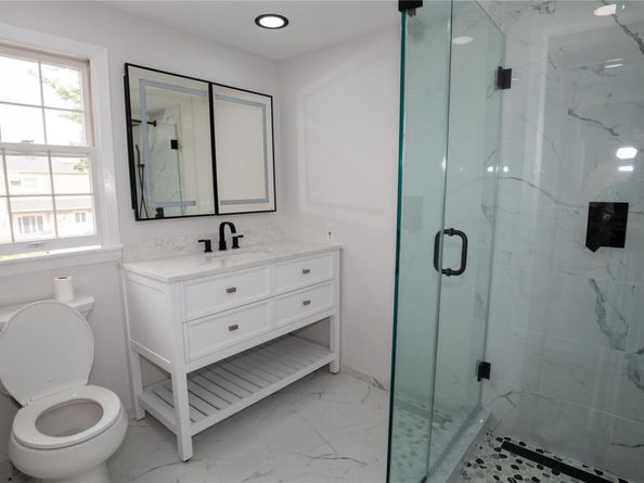 362 Violet Street, Massapequa Park NY 11762