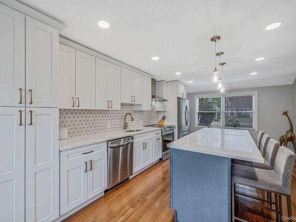 56 Cliff Lane, Levittown NY 11756