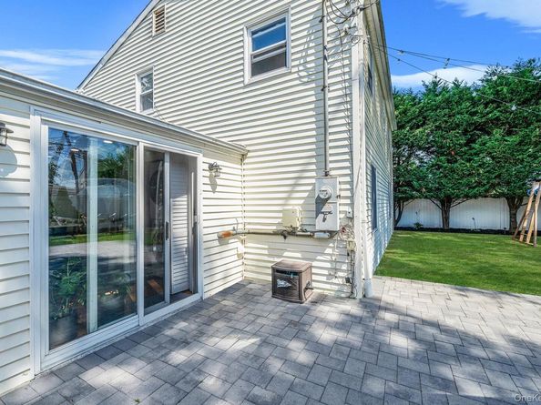 56 Cliff Lane, Levittown NY 11756