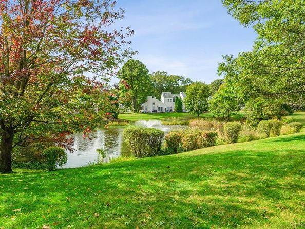 30 Quail Court, Manorville NY 11949