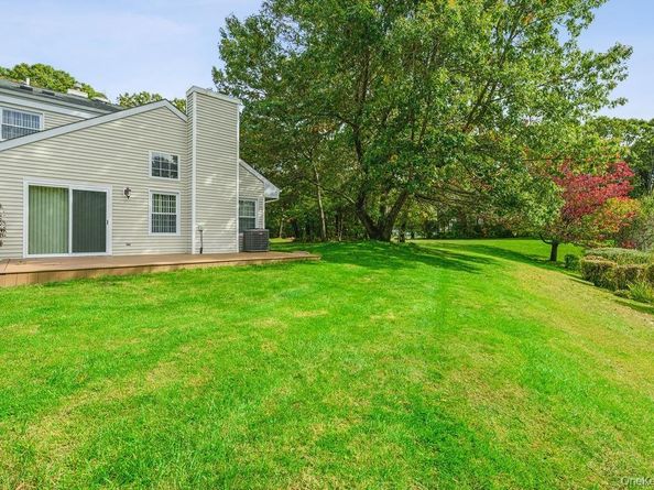 30 Quail Court, Manorville NY 11949