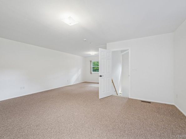 30 Quail Court, Manorville NY 11949