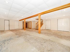 8 Sunset Lane E, Miller Place NY 11764