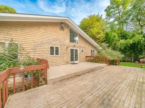 8 Sunset Lane E, Miller Place NY 11764