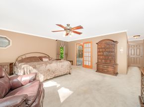 8 Sunset Lane E, Miller Place NY 11764