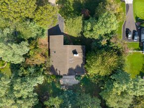 8 Sunset Lane E, Miller Place NY 11764