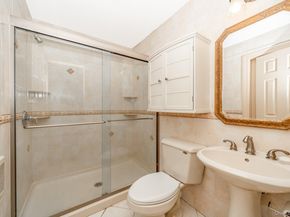 8 Sunset Lane E, Miller Place NY 11764
