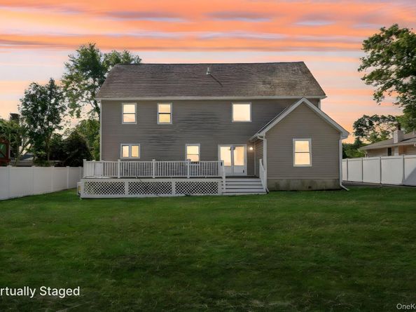 19 Marianna Place, East Islip NY 11730