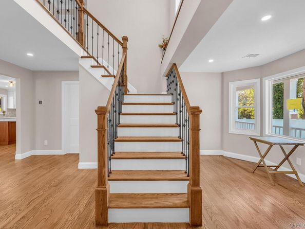 19 Marianna Place, East Islip NY 11730