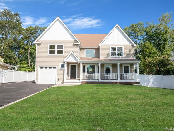 19 Marianna Place, East Islip NY 11730