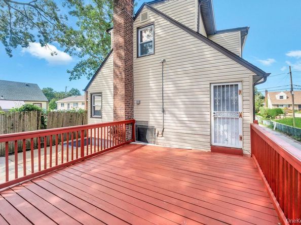 54 Hansom Place, Roosevelt NY 11575