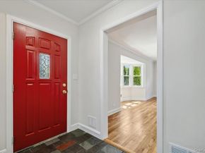 13 Cauldwell Street, Eastchester NY 10709