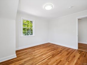 13 Cauldwell Street, Eastchester NY 10709