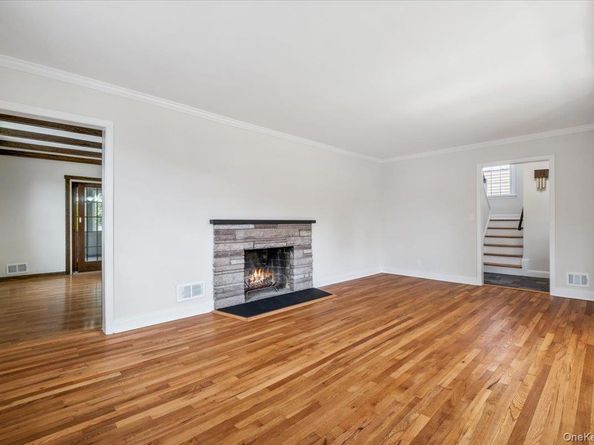13 Cauldwell Street, Eastchester NY 10709