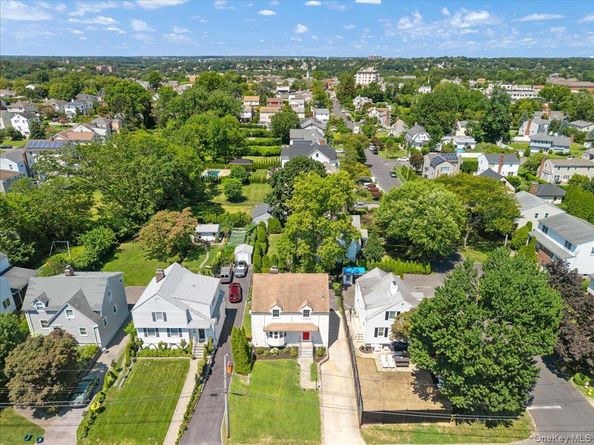 13 Cauldwell Street, Eastchester NY 10709
