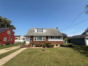 935 Winthrop Drive