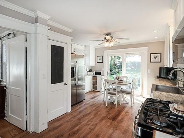 60 W 19th Street, Huntington Station NY 11746