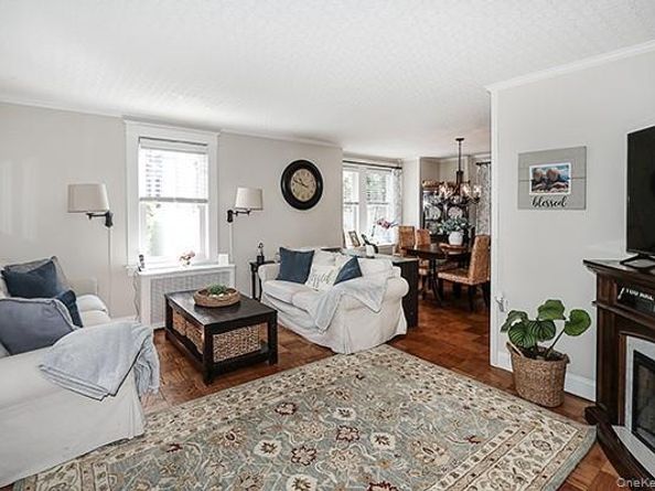 60 W 19th Street, Huntington Station NY 11746