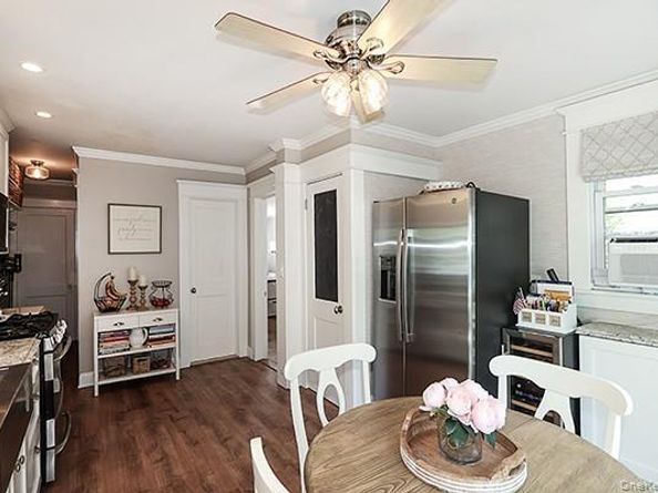 60 W 19th Street, Huntington Station NY 11746
