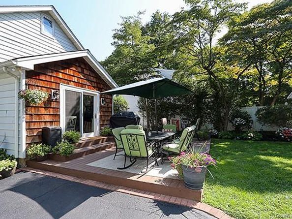 60 W 19th Street, Huntington Station NY 11746