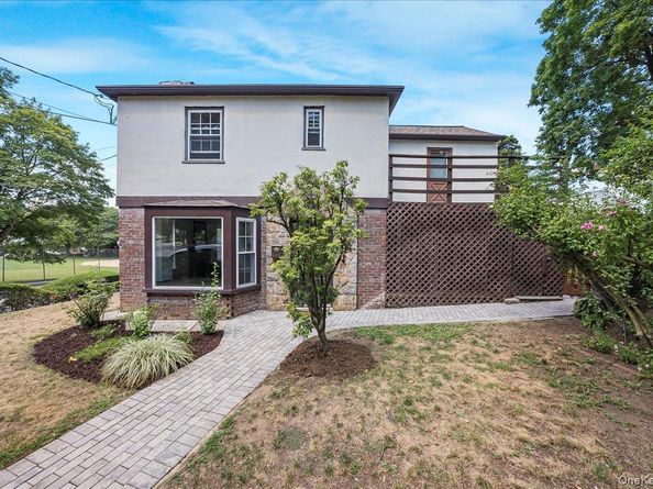 549 Park Avenue, Yonkers NY 10703