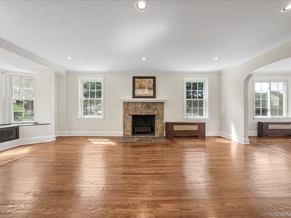 549 Park Avenue, Yonkers NY 10703