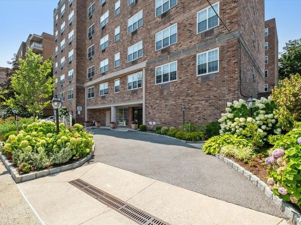 2 Old Mamaroneck Road 3J, White Plains NY 10605
