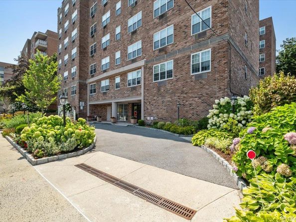 2 Old Mamaroneck Road 3J, White Plains NY 10605