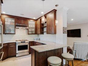 2 Old Mamaroneck Road 3J, White Plains NY 10605