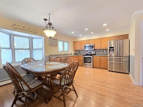 89 Live Oak Drive, Holbrook NY 11741