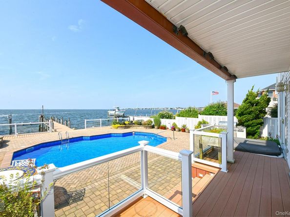 83 Fairwater Avenue, Massapequa NY 11758