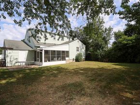 280 Sherbrooke Road, Lindenhurst NY 11757