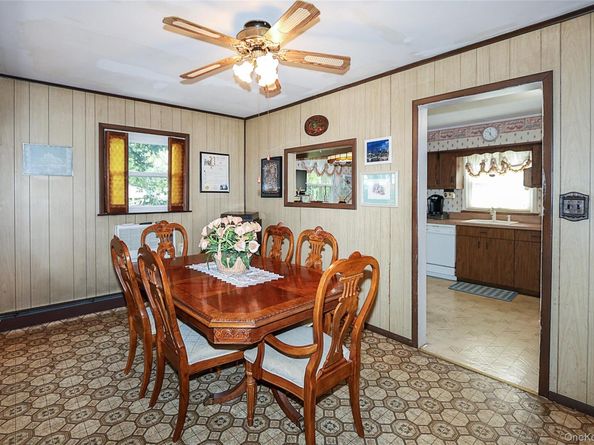 280 Sherbrooke Road, Lindenhurst NY 11757