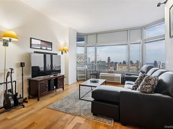 200 E 32nd Street 32A, New York (Manhattan) NY 10016