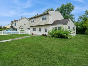 2 Dogwood Lane, Levittown NY 11756