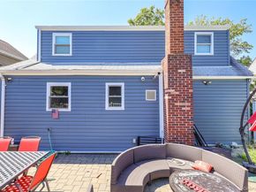2347 Pine Street, Seaford NY 11783