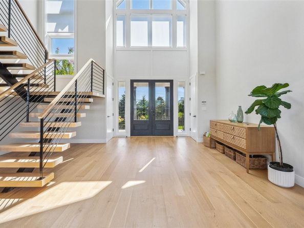 102 & 92 Dune Road, Westhampton Beach NY 11978