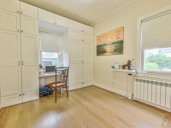 129 Guenther Avenue, Valley Stream NY 11580