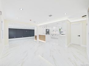 49 Griddle Lane, Levittown NY 11756