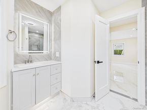 49 Griddle Lane, Levittown NY 11756