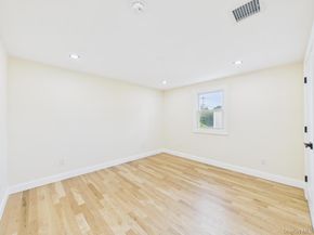 49 Griddle Lane, Levittown NY 11756