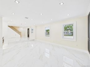 49 Griddle Lane, Levittown NY 11756