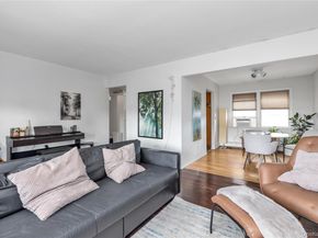 41 Jackson Avenue, Mineola NY 11501